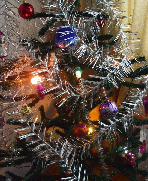 Nieuwjaarsspeelgoed Kerstboom — Stockfoto