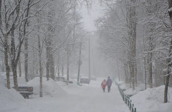 Snowfall Ulicy Miasta Marcu — Zdjęcie stockowe