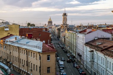 Yüksekliği görünümünden işçinin yangın s Binası