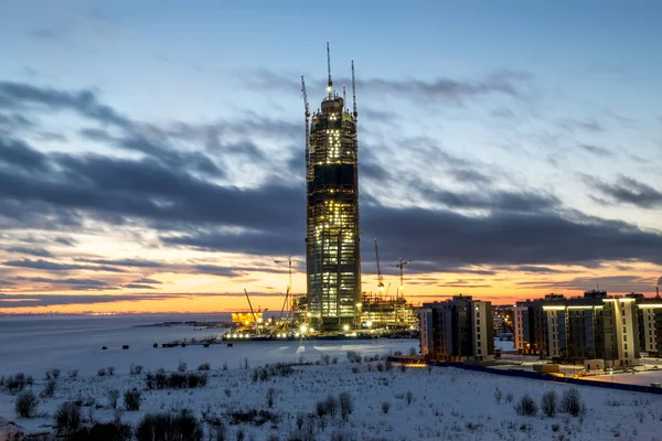 Vue du gratte-ciel en construction Lakhta centre à St. P — Photo