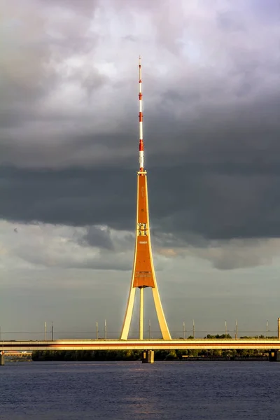 The view of the city and TV tower in Riga . — Stock Photo, Image