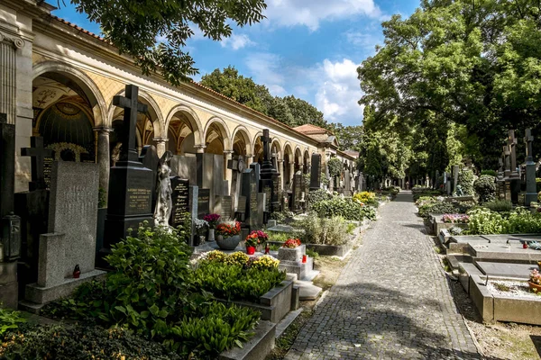 Vista de la antigua necrópolis de Visegrad en Praga . — Foto de Stock