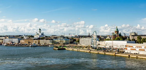 Helsinki Finland Сентября 2015 Panorama Гавани Хельсинки Видом Собор Колесо — стоковое фото