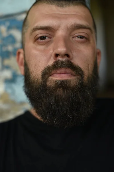 Nahaufnahme von langem Bart und Schnurrbart eines bärtigen Mannes — Stockfoto