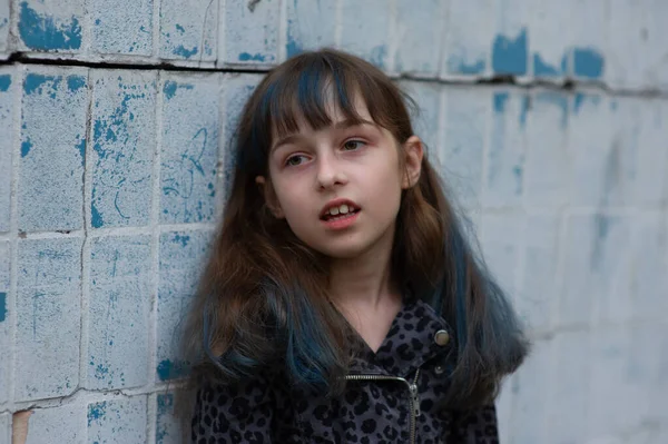 Portrait of nine year old girl. A series of photos of a girl of 8 or 9 years old — Stock Photo, Image