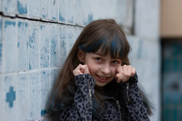 Porträtt av en nioårig flicka. En serie bilder på en 8 eller 9-årig flicka — Stockfoto