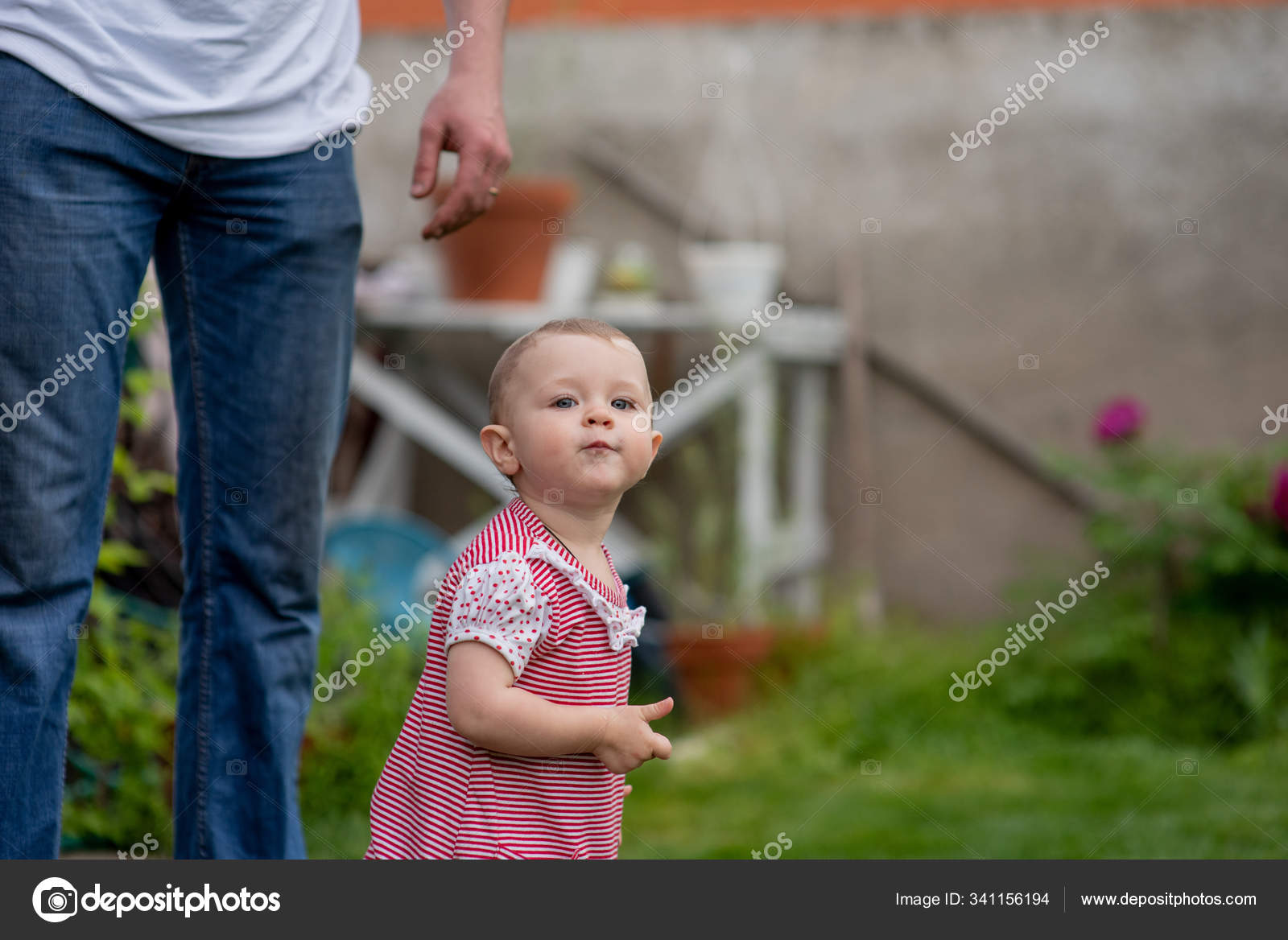 1 year old little girl