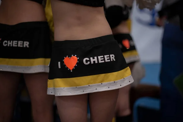 Cheerleader Cheerleader Meisje Van Jaar Afwachting Van Een Sportprestatie Het — Stockfoto