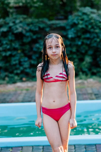 Fată Costum Baie Vara Apus Soare Adolescenta Ani Ani Scolarita — Fotografie, imagine de stoc