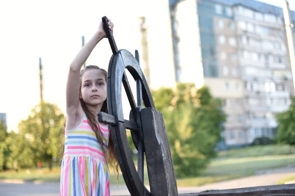 Portrait Une Jolie Petite Fille Neuf Ans Fille Ans Été — Photo