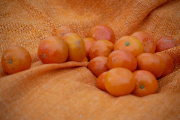 Mandarinas Sobre Tela Naranja Mandarinas Mandarinas Primer Plano Fotografía Alimentaria — Foto de Stock