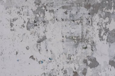Çatlak duvar. Beyaz kabuk soyma duvarı. Boyama duvarı. Çatlak desenli eski beyaz duvar. Beyaz Grunge Soyulmuş Beton Duvarı. Beyaz ve Gri Kirli Alçı Duvarı