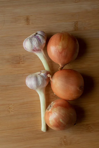 Onions Garlic Garlic Onion Wooden Background Healthy Foods — Stock Photo, Image