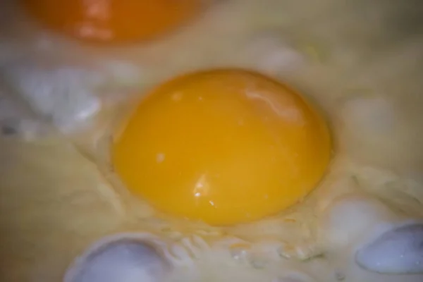 Curso Preparación Del Desayuno Con Huevos Frescos Huevo Frito Macro —  Fotos de Stock