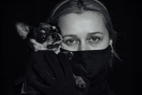 Donna Con Una Maschera Protettiva Giovane Donna Che Indossa Maschera — Foto Stock