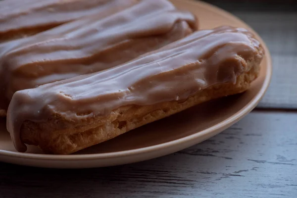 Torte Alla Crema Torte Crema Versate Sopra Con Glassa Zucchero — Foto Stock