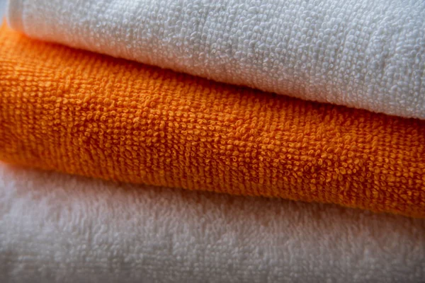Weiße Handtücher Schön Aufeinander Abgestimmte Saubere Oder Neue Handtücher Auf — Stockfoto