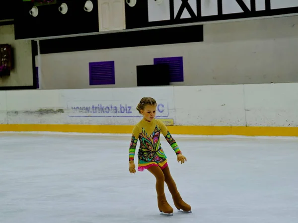 Des Enfants Patinoire Astrakhan Russie Novembre 2019 — Photo