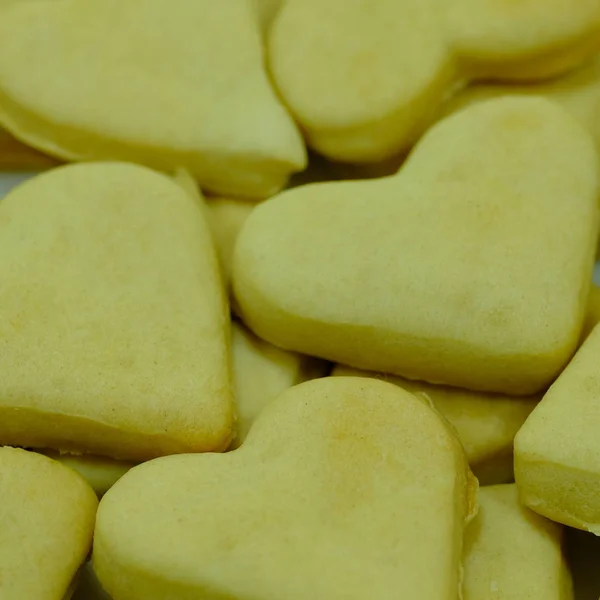 Herzförmige Kekse Auf Dem Tisch Süßgebäck Für Ihr Design — Stockfoto