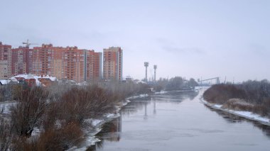 Volga nehrinde buz. Tasarım çalışmalarınız için arkaplan.