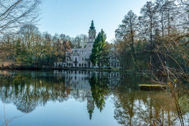 Almanya, Wandlitz 'deki Schloss Dammsmuehle kalıntıları