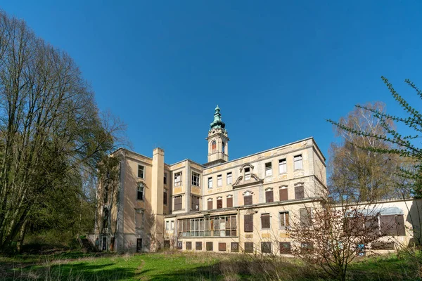 Schloss Dammsmuehle romjai Wandlitzben, Németországban — Stock Fotó