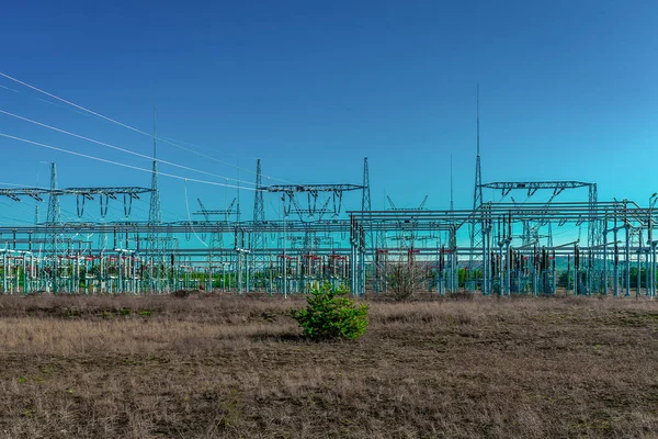 Subestação de energia elétrica moderna na Polônia — Fotografia de Stock