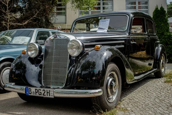 Welfenallee Berlín Alemania Junio 2018 Coche Mercedes Benz Vintage Negro — Foto de Stock