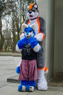 Volkspark Friedrichshain, Berlin, Almanya - 14 Nisan 2018: Berlin 'deki Volkspark Friedrichshain' de Avrupa kürklü yürüyüşü