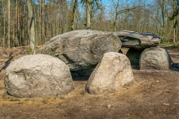 Prehistoryczna Megalith Dolmen Teufelskueche Diabelska Kuchnia Niedaleko Haldensleben Niemczech — Zdjęcie stockowe