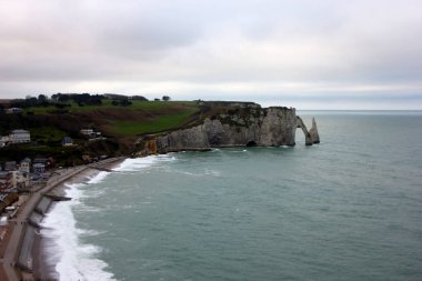 Etretat 'taki Normandiya Kıyısı