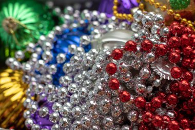 Yeni yıl süslemeleri. Noel ağacı için çelenkler