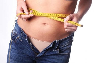 Şişko göbek. Kilolu.