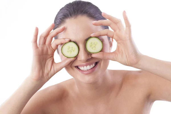 Perfect skin because of cucumber. — Stock Photo, Image