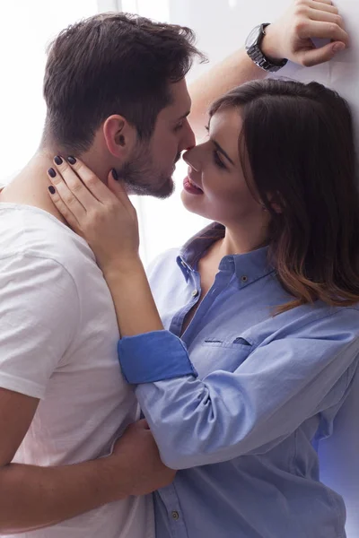 El amor está en el aire. Objetivo de relación . — Foto de Stock