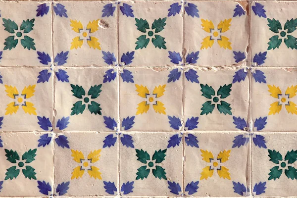 华丽的花卉拼接设计 从葡萄牙直接设计 地中海 — 图库照片