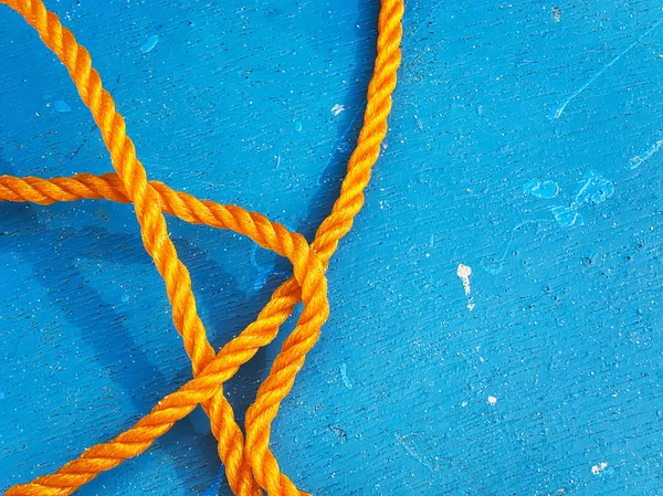 Три оранжевых шнура — стоковое фото