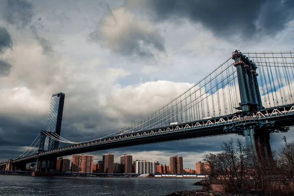Manhattan Bridge New York City Weitwinkelblick — Stockfoto