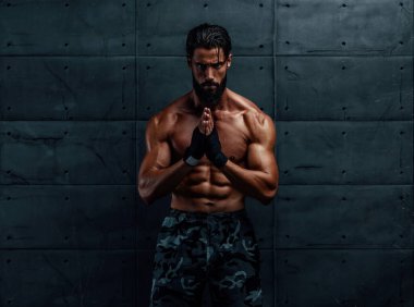 Karışık Dövüş Sanatları Dövüşçüsü, Dövüş için Zihinsel Hazırlık Yapan Boksör