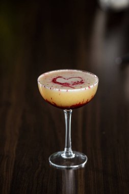 Ahşap Masa 'da Kokteyllerin Kapanışı