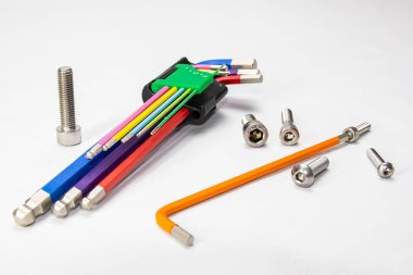 El Mekanik Araçları Altıgen Anahtar Anahtarı Beyaz Ayrı Arkaplanda Tamamlandı