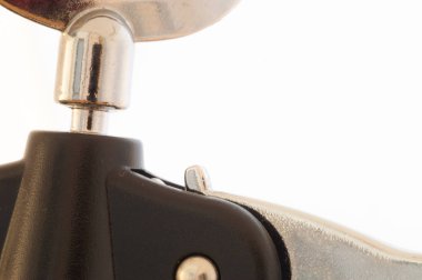 Beyaz arka planda tirbuşon detayını güzel makro