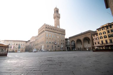 İtalya 'daki Piazza Signoria, Covid 19 yüzünden boş sokaklar.