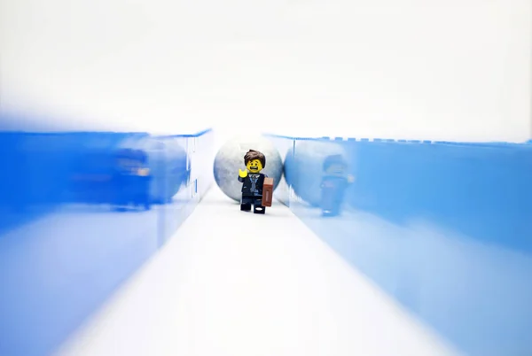 Lego office boy berjalan — Stok Foto