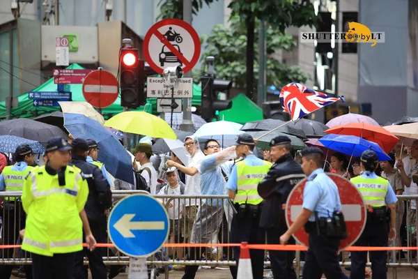 Lidé protestují na ulici v 1 červenci 214 — Stock fotografie