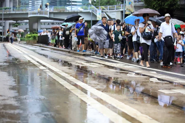 Manifestation dans la rue à hong kong le 1er juillet 2014 — Photo