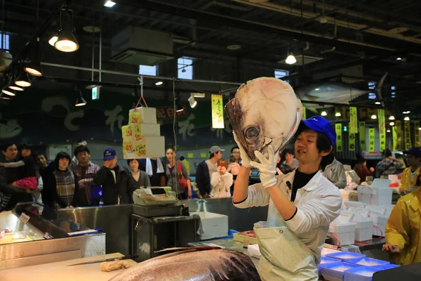 Tonijn in shirahama vismarkt — Stockfoto