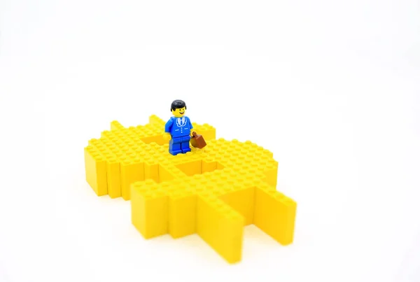 Cărămidă lego și minifigură — Fotografie, imagine de stoc