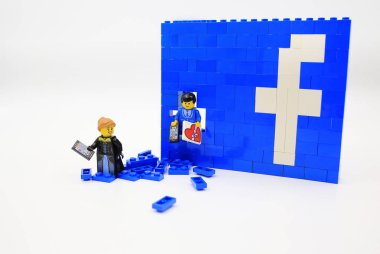 Lego facebook kullanıcı