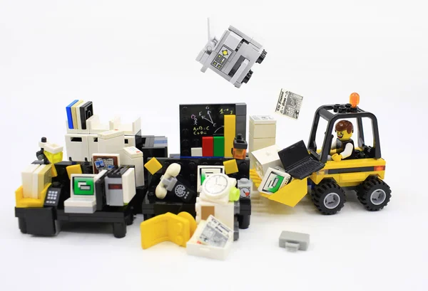 LEGO minifigurek s různými pozice — Stock fotografie